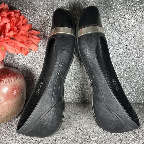 CROCS Womens’ Cap Toe Mirror Flats Slip On Sandals Shoes Loafers Size 8 - Picture 5 of 8